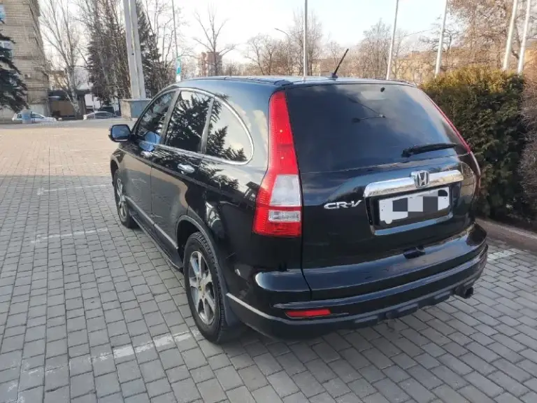 Продам
Honda cr-v iii рестайлинг
Год выпуска - 2012
Двигатель - 2.0 бензин
- Автомат
Привод полный
Цена - 1270.000₽
Тел. +7 949 538-35-47
Автомобиль в хорошем состоянии
Мотор работает без нареканий масло не расходует коробка передач без нареканий едет бодро ходовая часть без посторонних шумов и стуков чистый ухоженный салон хорошая комплектация описывать можно очень долго в машине есть абсолютно всё 4 стеклоподъёмника складывание зеркал двух зонный климат-контроль кондиционер мульти руль круиз контроль датчики света датчики дождя подогрев сидений все работает в штатном режиме любое оформление в мрэо осмотр город донецк
📞 Звоните: +7(949)5383547 - фотография - 5