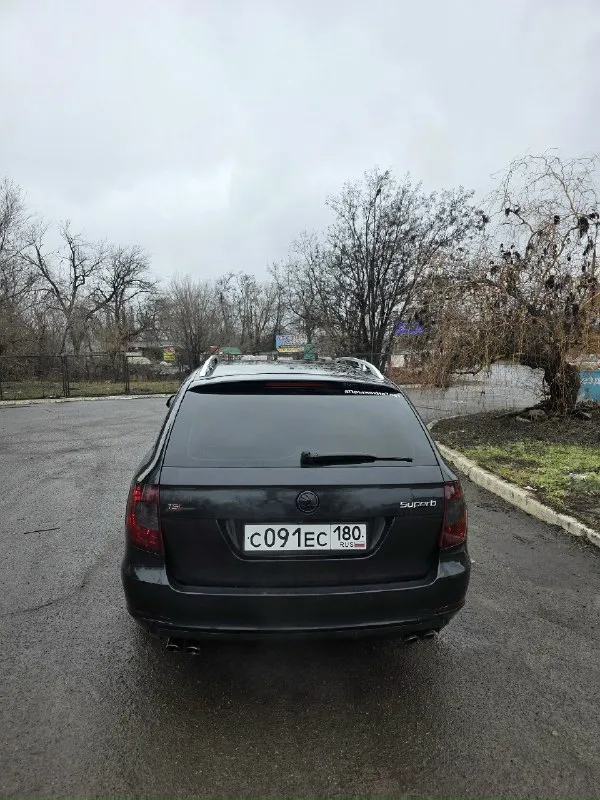 Продам skoda superb ( skoda суперб) 2011г пробег 166000 2.0л цена 1.550к я собственник, 3-й хозяин автомобиль в отличном состоянии сделано все, делал для себя. Ходовая часть вся в идеале, пересыпалась вся ходовка вплоть до каждого рычага, ничего не стучит и не бьёт, руль не ведёт. Тормозная система новая: колодки и диски заменены в круг 4к назад, ставил зимемрман. Двигатель без нареканий, масло не ест, не дымит, тянет отлично, масло менял каждые 5к км. Акпп dsg dq250 мокрая 6-ти ступка пинков нет, рывков тоже, работает отлично. Комплектация жирная: люк, панарама, красивейший бежевый салон, музыка премиум, магнитола тиайс. Оптика стоит новая светит отлично. Лобовое новое. По кузову рыжиков нет, я проводил обработку перед зимой : дно, пороги, арки, кобылки все обработано антикоррозией, дырок нет, ржавчины нет. Впридачу отдаю летнюю резину. Автомобилем занимался, вложено много сил денег и времени кому нужна машина что бы ей не заниматься и не влаживаться, подходящий вариант
📞 Звоните: +7(949)6375028 - фотография - 3