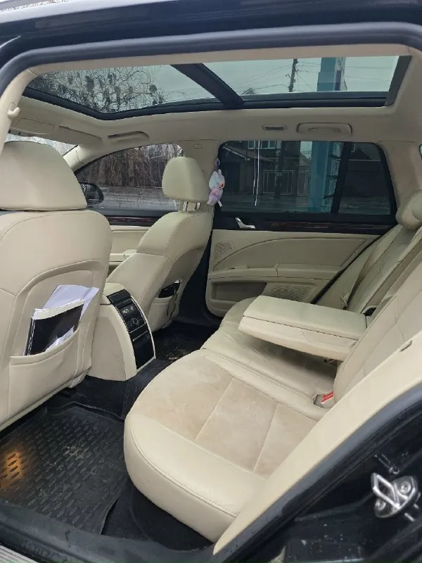 Продам skoda superb ( skoda суперб) 2011г пробег 166000 2.0л цена 1.550к я собственник, 3-й хозяин автомобиль в отличном состоянии сделано все, делал для себя. Ходовая часть вся в идеале, пересыпалась вся ходовка вплоть до каждого рычага, ничего не стучит и не бьёт, руль не ведёт. Тормозная система новая: колодки и диски заменены в круг 4к назад, ставил зимемрман. Двигатель без нареканий, масло не ест, не дымит, тянет отлично, масло менял каждые 5к км. Акпп dsg dq250 мокрая 6-ти ступка пинков нет, рывков тоже, работает отлично. Комплектация жирная: люк, панарама, красивейший бежевый салон, музыка премиум, магнитола тиайс. Оптика стоит новая светит отлично. Лобовое новое. По кузову рыжиков нет, я проводил обработку перед зимой : дно, пороги, арки, кобылки все обработано антикоррозией, дырок нет, ржавчины нет. Впридачу отдаю летнюю резину. Автомобилем занимался, вложено много сил денег и времени кому нужна машина что бы ей не заниматься и не влаживаться, подходящий вариант
📞 Звоните: +7(949)6375028 - фотография - 8