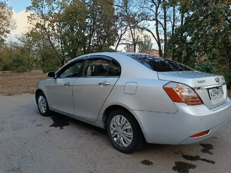 ❗❗❗Цена 400 т. Р ❗❗❗продам geely emgrand ec7 2013 механика пробег 172 дно целое. Ходовка перебранная ухожанный чистый салон. Зимняя новая резина + лето - стеклоподьëмники - прогрев заднего стекла и зеркал - подогрев передних сидений - кожаный салон - хорошая музыка, экран - камера заднего вида экран - кондиционер ( заправленный) - печка очень хорошо греет - парктроники работают возможность просмотра в ближайших городах г. Торез все интересующие вопросы в лс или по номеру телефона +79497149776 telegram : +7949 535 00 34
📞 Звоните: +7(949)7149776 - фотография - 4