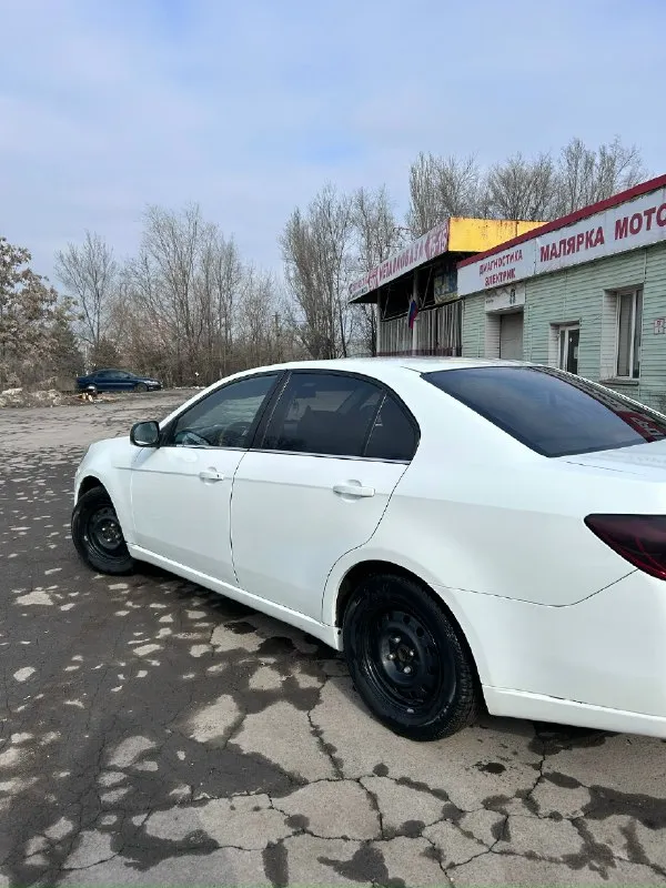 Chevrolet epica 2.0 мкпп 2012год продам chevrolet эпику- надежный и экономичный д класс с расходом 9-10литров в нормальном состоянии для своих лет, по технике отлично. Двигатель и коробка в полном порядке, пробег 270к личный автомобиль во владении с 2022года кондер холодит, печка греет два комплекта резины, лето на дисках салон в порядке, кожа не порвана по кузову есть недочеты машина на ходу каждый день любые проверки за ваш счет приветствуются цена 680 000р. И небольшой разумный торг перекупы и предложения за 600 не интересуют +79496794958
📞 Звоните: +7(949)6794958 - фотография - 4