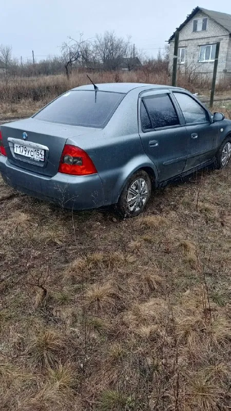 Продам свою машину джили ск 2007 год. Я второй хозяин (собственник) новосибирский учет. Оформлял ее в енакиево тех осмотр пройден документы в порядке пробег 166 т отличный заводской двигатель как на тойоте. Двигатель 5а. Не прихотливый и надежный. У нас их называют (миллионники) хорошее техническое состояние. 4 эсп музыка простая гур кондиционер резина зима лето авто не гнилое пороги днище все в порядке. Продаю только с переоформлением. Авто находится в корсуни цена: 255.000тысяч рублей. +7949-480-43-45
📞 Звоните: +7(949)4804345 - фотография - 3