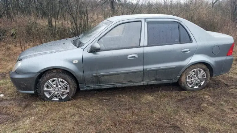 Продам свою машину джили ск 2007 год. Я второй хозяин (собственник) новосибирский учет. Оформлял ее в енакиево тех осмотр пройден документы в порядке пробег 166 т отличный заводской двигатель как на тойоте. Двигатель 5а. Не прихотливый и надежный. У нас их называют (миллионники) хорошее техническое состояние. 4 эсп музыка простая гур кондиционер резина зима лето авто не гнилое пороги днище все в порядке. Продаю только с переоформлением. Авто находится в корсуни цена: 255.000тысяч рублей. +7949-480-43-45
📞 Звоните: +7(949)4804345 - фотография - 6