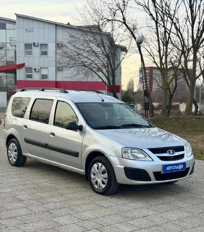 🇷🇺 Lada largus

💰Цена: 750 000р
🏢Город: мариуполь
📅Год выпуска: 2016
🧾Пробег: 211 025км.
⚙️Двигатель: 1.6 8v.
⛽Топливо: бензин
⚙️Кпп: механика

📞Телефон:

+7-949-727-41-51
+7-989-263-55-56
+7-949-551-91-52

💾 Описание:

Очень надежный, экономичный и дешёвый в обслуживании автомобиль, с вместительным кузовом.

✅ Птс оригинал
✅ Оцинкованный кузов, без коррозии и дефектов
✅ Техническая часть на 5+
✅ Родная краска

Хорошая комплектация:
Центральный замок, кондиционер, сигнализация, abs, подушка безопасности, подогрев сидений, хорошая летняя резина, два комплекта ключей, фаркоп.

Улица шевченко 269

🏦 Возможна продажа в кредит по двум документам. - фотография - 3