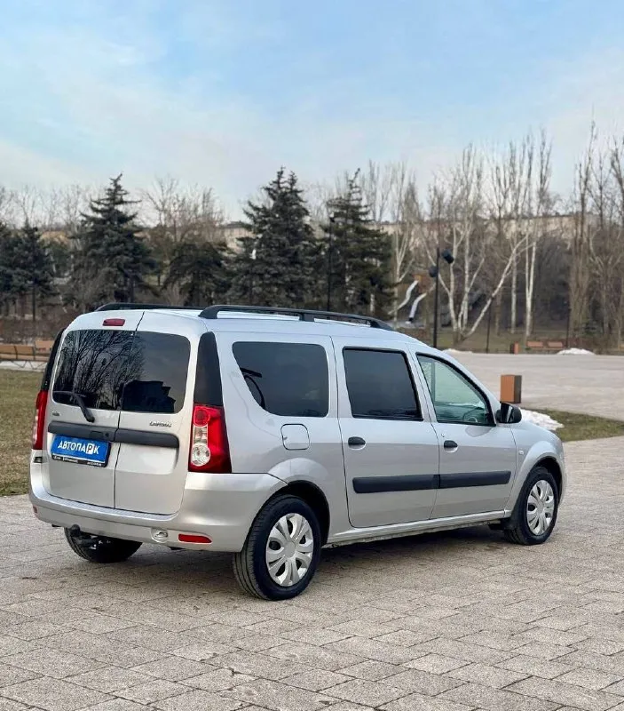 🇷🇺 Lada largus

💰Цена: 750 000р
🏢Город: мариуполь
📅Год выпуска: 2016
🧾Пробег: 211 025км.
⚙️Двигатель: 1.6 8v.
⛽Топливо: бензин
⚙️Кпп: механика

📞Телефон:

+7-949-727-41-51
+7-989-263-55-56
+7-949-551-91-52

💾 Описание:

Очень надежный, экономичный и дешёвый в обслуживании автомобиль, с вместительным кузовом.

✅ Птс оригинал
✅ Оцинкованный кузов, без коррозии и дефектов
✅ Техническая часть на 5+
✅ Родная краска

Хорошая комплектация:
Центральный замок, кондиционер, сигнализация, abs, подушка безопасности, подогрев сидений, хорошая летняя резина, два комплекта ключей, фаркоп.

Улица шевченко 269

🏦 Возможна продажа в кредит по двум документам. - фотография - 4