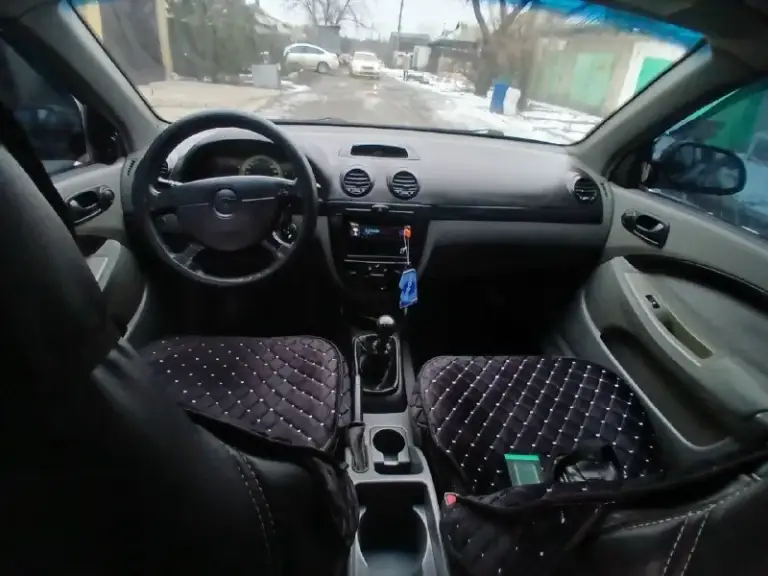 Собственник продам chevrolet лачетти 2010г авто идеальное состояние гаражное хранение комплектация полная полностью обслуженно вложение не нужно резина новая зима и лето кузов оцинкован пробег 84 тысяч объем 1,6 16 клапанная очень достойное состояние. Тел +79492967403
📞 Звоните: +7(949)2967403 - фотография - 4