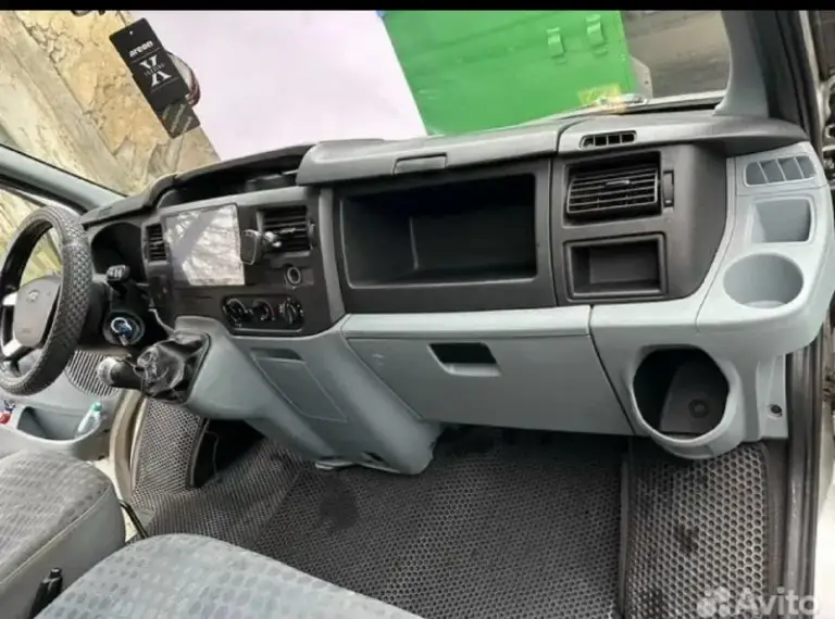 Продам ford transit 2008г. Цена 1550000пробег 240тыс. Км, пробег родной, я 2 хозяин, машина полностью обслужена, делать ничего не нужно, летняя резина новая, android магнитола с камерой, датчик света, дождя, круиз, помощь при трогании на подъёме, рыжыков нет, есть пару косметических подкрасов, больших грузов не видела, машина семейная не рабочая, любые проверки за ваш счет. +79494077944
📞 Звоните: +7(949)4077944 - фотография - 3