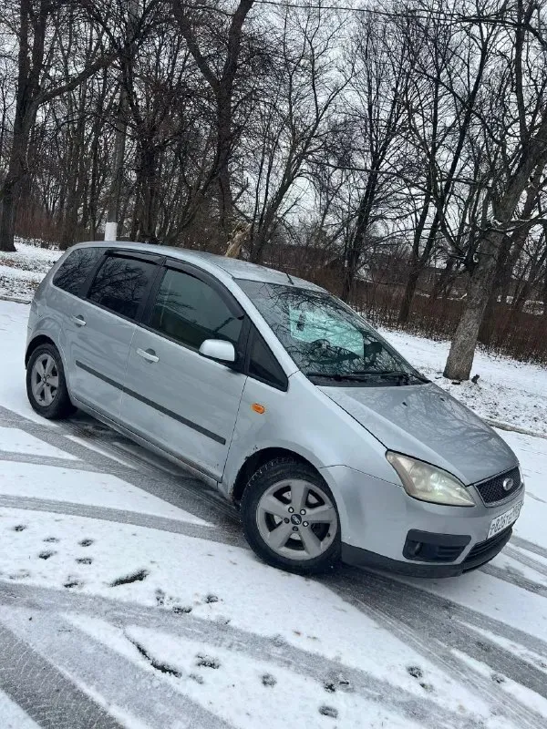 Здравствуйте 🤝 продам ford с max 2004. Мотор 1.8 на механике. Пробег 307000 тыс была произведена замена мотора на контрактный. Тянет будь здоров 💪масло не расходует. По технике всё работает крутит светит поворачивает. Стеклоподъемники, печка жарит, ручник держит. Центральный замок. Едет очень резво и удобно. Мо кузову имеються моменты, на езду не влияют. Огромный багажник. Работяга на каждый день👍 с ровными документами. Цена вопроса 380000₽ торг присутствует с хорошим человеком🤝 территориально донецк/абакумова. Всем удачных покупок и продаж✌ тел +79494851572
📞 Звоните: +7(949)4851572 - фотография - 1