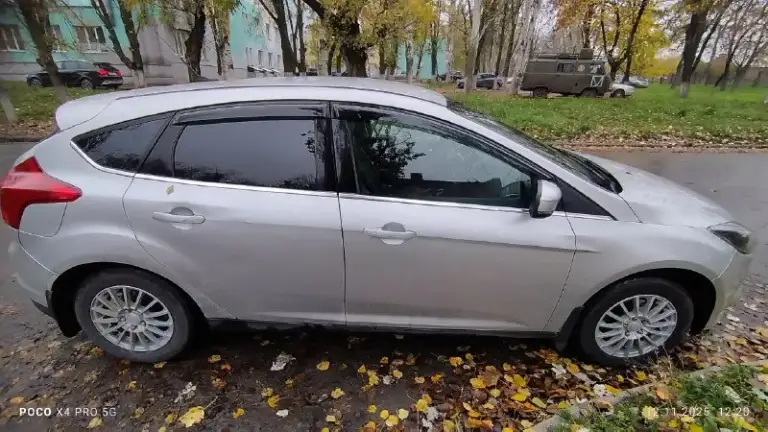 Продам ford focus 1.6 2012г. 125л. С
Пробег 230000
Цена 720т. Р.
Автомобиль в хорошем состоянии, но не новый! Всё работает!хорошая комплектация, кондиционер работает! Печка работае! Обогрев лобового стекла, зеркал, всё работает! Зимняя резина, летняя в комплекте!
Комплектация:
- Кондниционер.
- Андроид
- Мультируль.
- Регулировка и обогрев боковых зеркал.
- Передние и задние стеклоподъемники.
-Автозапуск.
+79496134476 - фотография - 3