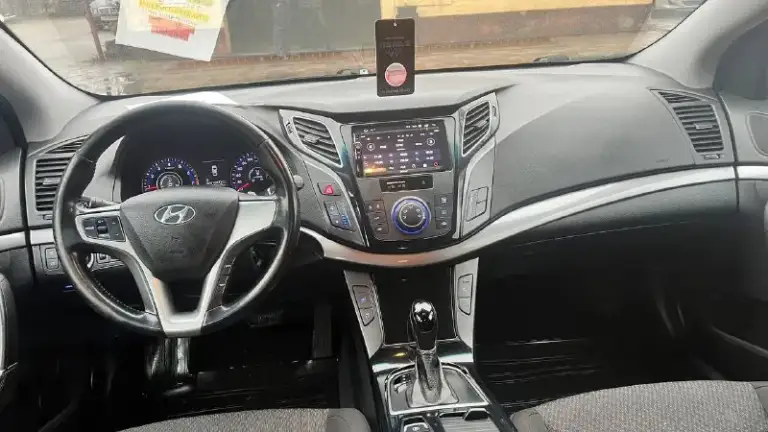 Hyundai i40
2013 Год
2,0 Бензин
Автомат
Пробег 220 тыс км
Обслужена
Не битая!
Климат
Подогревы
Камера
Состояние 🔥
Цена 1 млн руб
Тел
+79493153370 - фотография - 7