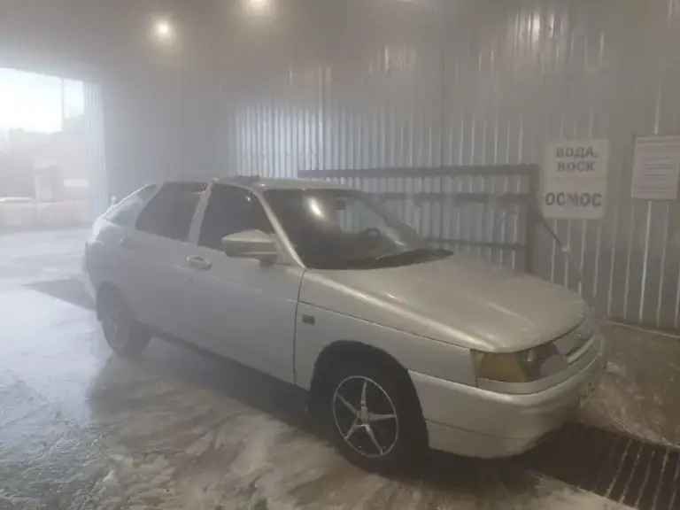 Срочно продам автомобиль ваз 2112.
2004 Года в хорошем состоянии 🔥
Работает идеально 1.6 шеснар. Коробка все отлично по ходовой части все идеал едет как новый автомобиль !! Белая оптика стекло подъемники 4 регулировка зеркал подогрев сидений хорошая и качественная музыка сигнализация центральный замок титановые диски р14 резина зима печка работает дно пороги все идеально!не. Гнилая выхлоп трасса стингер
Салон в хорошем состоянии по документам полный порядок птс стс дкп без штрафов и запретов !! Авто без вложений по технике на 5 сел поехал цена 225.000 торг хороший или обмен с вашей доплатой !! Город донецк звоните по номеру телефона. +79495856920 телеграмм есть возможно пригон!
📲 Tg: юра ага
📞 Звоните: +7(949)5856920 - фотография - 1