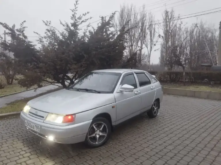 Срочно продам автомобиль ваз 2112.
2004 Года в хорошем состоянии 🔥
Работает идеально 1.6 шеснар. Коробка все отлично по ходовой части все идеал едет как новый автомобиль !! Белая оптика стекло подъемники 4 регулировка зеркал подогрев сидений хорошая и качественная музыка сигнализация центральный замок титановые диски р14 резина зима печка работает дно пороги все идеально!не. Гнилая выхлоп трасса стингер
Салон в хорошем состоянии по документам полный порядок птс стс дкп без штрафов и запретов !! Авто без вложений по технике на 5 сел поехал цена 225.000 торг хороший или обмен с вашей доплатой !! Город донецк звоните по номеру телефона. +79495856920 телеграмм есть возможно пригон!
📲 Tg: юра ага
📞 Звоните: +7(949)5856920 - фотография - 5