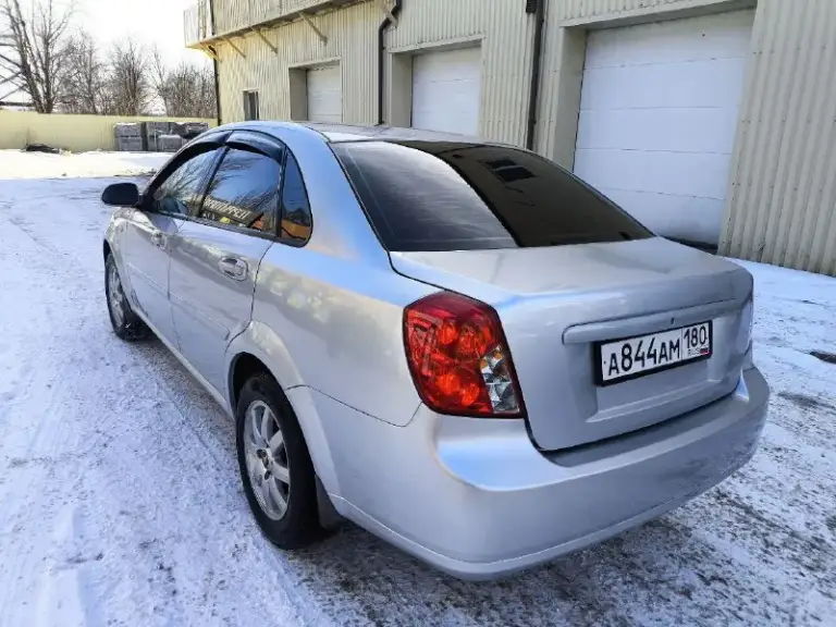 Chevrolet лачетти 1.6 мт. 2006г. Пробег 198т. ✔️ установлено 4го. Поколения. ✔️мотор на 5+ тянет отлично без масложора❗ ✔️ коробка плавно, все передачи на месте. ✔️по технике всё на 5+ ничего не гремит не стучит доедет куда угодно. ✔️кузов для своих лет в достойном состоянии на фото видно. Дно пороги в идеальном состоянии (по запросу видео) ✔️чисты ухоженный салон🚭🚯 ✔️ комплектация :гур, кондиционер ❄️ 4эл. Стеклоподъёмника, абс, аирбег, подогрев зеркал, заднего стела и тд. . ✔️стоит новая оптика + новые туманки. Свет отличный 👆 ✔️стоит хорошая музыка (было выложено 80000₽) ✔️на данный момент автомобиль без вложений сел и уехал за горизонт. 💰с музыкой 580000₽ без саба и двух усилков 530000₽ автомобиль стоит в гараже. Г. Горловка на смотрины не езжу ❗торг ☎️+7949-309-01-16
📞 Звоните: +7(949)3090116 - фотография - 3