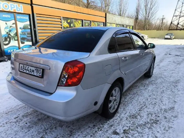 Chevrolet лачетти 1.6 мт. 2006г. Пробег 198т. ✔️ установлено 4го. Поколения. ✔️мотор на 5+ тянет отлично без масложора❗ ✔️ коробка плавно, все передачи на месте. ✔️по технике всё на 5+ ничего не гремит не стучит доедет куда угодно. ✔️кузов для своих лет в достойном состоянии на фото видно. Дно пороги в идеальном состоянии (по запросу видео) ✔️чисты ухоженный салон🚭🚯 ✔️ комплектация :гур, кондиционер ❄️ 4эл. Стеклоподъёмника, абс, аирбег, подогрев зеркал, заднего стела и тд. . ✔️стоит новая оптика + новые туманки. Свет отличный 👆 ✔️стоит хорошая музыка (было выложено 80000₽) ✔️на данный момент автомобиль без вложений сел и уехал за горизонт. 💰с музыкой 580000₽ без саба и двух усилков 530000₽ автомобиль стоит в гараже. Г. Горловка на смотрины не езжу ❗торг ☎️+7949-309-01-16
📞 Звоните: +7(949)3090116 - фотография - 4