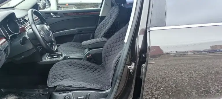 Продаю автомобиль skoda superb 2012 года.
Без дтп ✅
Два владельца ✅ птс оригинал.
Мотор 1,8 полноценный автомат ✅
Пробег 172000 ✅ два комплекта ключей.
Два комплекта колёс зима-лето.
Юридически чист.
Продажа с полным переоформлением. Вложений ни каких не требует автомобиль полностью обслужен. По кузову как на фото. Цвет коричневый, очень красивый. Комплектация круиз-контроль, климат-контроль двухзонный, подогрев всех сидений, электро-сидений с памятью. Мульти-руль.
Датчик дождя, датчик света регулировка зеркал подогрев зеркал. Партроник. Стабилизация анти-занос. Осмотр г. Донецк звонить по номеру телефона если нет связи пишите в телеграмм +79490881846. Цена 1,100000 цена из-за срочности, - фотография - 8