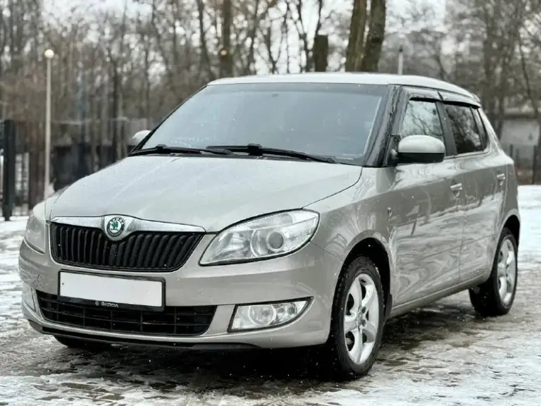 Skoda fabia ||
2012Г. 1.4
Пробег 186000
Коробка механика
По мотору и коробки
Нареканий нет
Комплектация
4 Стеклоподъемника
Кондиционер
Шумоизоляция
Сигнализация
Подогрев сидений
Штатная музыка
Aux bluetooth
Сабвуфер
Круиз
2 Ключа
Продажа через мрэо
Цена 640000
+79494165288
📞 Звоните: +7(949)4165288 - фотография - 2