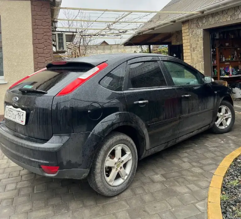 Продам ford focus 2 ghia
Год: 2007
Пробег: 247 родной
Двигатель 1.8 бенз 125лс нареканий нет едет классно, масло не ест, ходовая часть недавно обслужена, без вложений, кузов в очень достойном состоянии без гнили и коррозии, днище все целое! В дтп не был все крепления везде завод! Полная комплектация ghia с двух-зонным климатом подогревами сидений, лобового, зеркал, стабилизация, дисковые тормоза вкруг, стеклоподьемники вкруг, подрулевое управление музыкой, эл. Фары, птф, бортовик, стекло лобовое без трещин стоит заводское с обогревом! Автомобиль уже на летней резине почти новой! На данный момент вложений не требует.
Документы чистые, птс оригинал! Тех осмотр есть.
Торг есть
Цена: 545000р
📍Мариуполь
📞+79496463727 - фотография - 4
