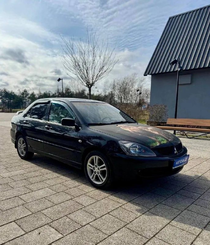 🇯🇵 Mitsubishi lancer 9 restyling

💰Цена: 580 000р
🏢Город: мариуполь
📅Год выпуска: 2006
🧾Пробег: 229 862км.
⚙️Двигатель: 2.0
⛽Топливо: бензин
⚙️Кпп: автомат

📞 Телефон:

+7-949-727-41-51
+7-989-263-55-56
+7-949-551-91-52

💾 Описание:

Легендарный седан комплектации sport с японским качеством будет идеальным выбором для тех кто ищет надежный автомобиль.

✅ Оснащен надежным двигателем 4g63
✅ Классическая акпп
✅ Южная эксплуатация
✅ Отличное состояние
✅ Кузов без коррозии

Шикарная комплектация:
Полный электропакет, центральный замок, кондиционер, подогрев сидений, электропривод зеркал, птф, android магнитола с вluеtооth, литые диски.

Улица шевченко 269

🏦 Возможна продажа в кредит по двум документам. - фотография - 1