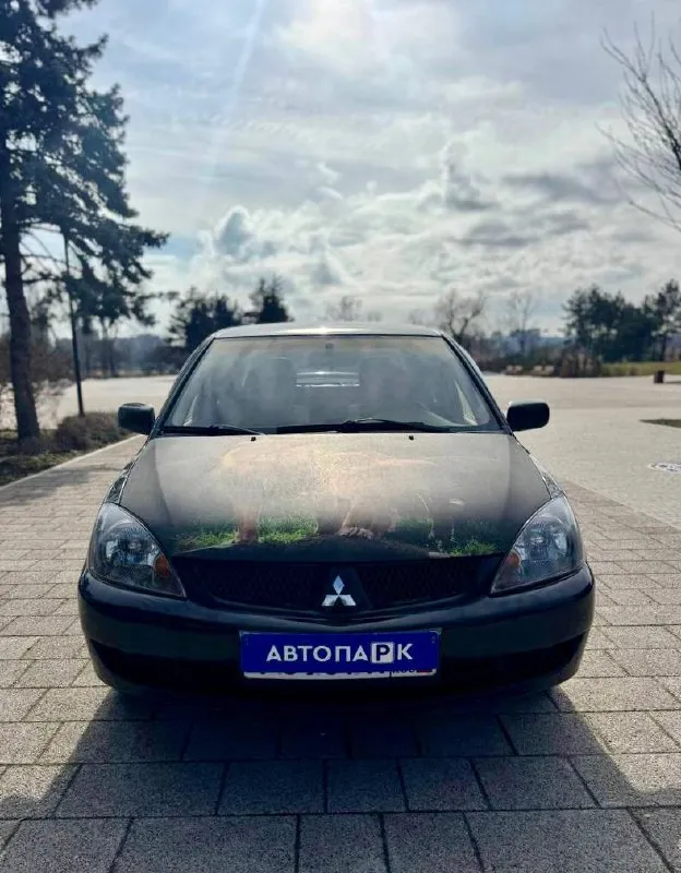 🇯🇵 Mitsubishi lancer 9 restyling

💰Цена: 580 000р
🏢Город: мариуполь
📅Год выпуска: 2006
🧾Пробег: 229 862км.
⚙️Двигатель: 2.0
⛽Топливо: бензин
⚙️Кпп: автомат

📞 Телефон:

+7-949-727-41-51
+7-989-263-55-56
+7-949-551-91-52

💾 Описание:

Легендарный седан комплектации sport с японским качеством будет идеальным выбором для тех кто ищет надежный автомобиль.

✅ Оснащен надежным двигателем 4g63
✅ Классическая акпп
✅ Южная эксплуатация
✅ Отличное состояние
✅ Кузов без коррозии

Шикарная комплектация:
Полный электропакет, центральный замок, кондиционер, подогрев сидений, электропривод зеркал, птф, android магнитола с вluеtооth, литые диски.

Улица шевченко 269

🏦 Возможна продажа в кредит по двум документам. - фотография - 2