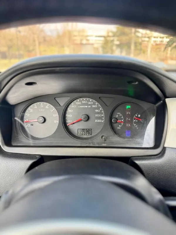 🇯🇵 Mitsubishi lancer 9 restyling

💰Цена: 580 000р
🏢Город: мариуполь
📅Год выпуска: 2006
🧾Пробег: 229 862км.
⚙️Двигатель: 2.0
⛽Топливо: бензин
⚙️Кпп: автомат

📞 Телефон:

+7-949-727-41-51
+7-989-263-55-56
+7-949-551-91-52

💾 Описание:

Легендарный седан комплектации sport с японским качеством будет идеальным выбором для тех кто ищет надежный автомобиль.

✅ Оснащен надежным двигателем 4g63
✅ Классическая акпп
✅ Южная эксплуатация
✅ Отличное состояние
✅ Кузов без коррозии

Шикарная комплектация:
Полный электропакет, центральный замок, кондиционер, подогрев сидений, электропривод зеркал, птф, android магнитола с вluеtооth, литые диски.

Улица шевченко 269

🏦 Возможна продажа в кредит по двум документам. - фотография - 6