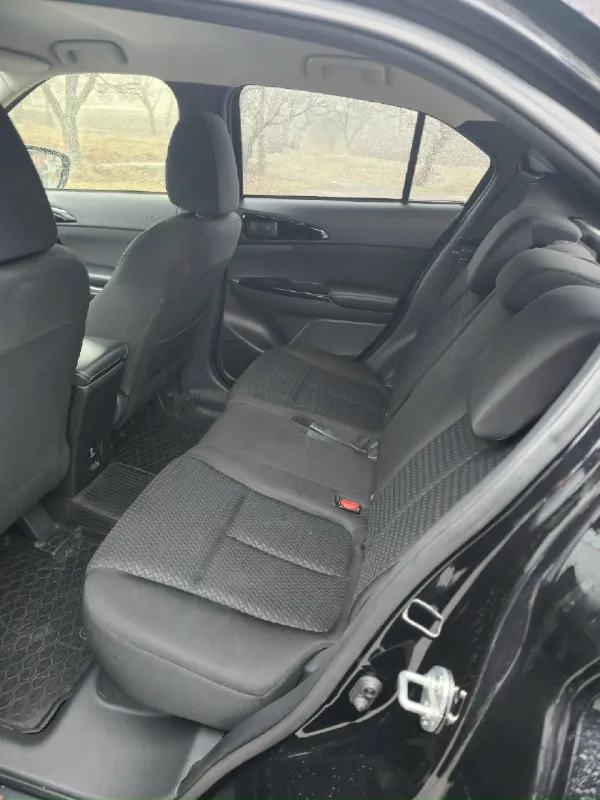 Продам mitsubishi эклипс кросс 2018г, в комплектации limited edition, в идеальном состоянии, с пробегом 18500км ездил дедушка. Полный привод. Есть все для комфортной езды. Гаражное хранение. Продажа не срочная. Любые проверки, г. Шахтерск. Цена 2250мл с торгом +79493531391
📞 Звоните: +7(949)3531391 - фотография - 4