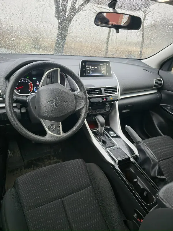 Продам mitsubishi эклипс кросс 2018г, в комплектации limited edition, в идеальном состоянии, с пробегом 18500км ездил дедушка. Полный привод. Есть все для комфортной езды. Гаражное хранение. Продажа не срочная. Любые проверки, г. Шахтерск. Цена 2250мл с торгом +79493531391
📞 Звоните: +7(949)3531391 - фотография - 5