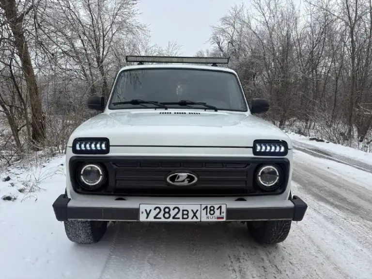 Ваз niva 21214
2019 Год
1.7 Бензин 84 л. С 8 кл
Мкпп
97.000 Км родной пробег
Обогрев сидений, электропривод зеркал, подогрев заднего стекла, центральный замок, эсп, из последнего перебрана ходовая, новый радиатор печки, установлен доп свет (балка), стоит неплохая музыка, масло в двигателе менялось 1000 км назад, по мотору без нареканий, немного гудит выжимной подшипник (новый отдам с машиной). Автомобиль полностью обслужен и на полном ходу, вся в родном окрасе, небольшой рыжик на левом переднем крыле.

Все вопросы по телефону
Цена 750.000 т. Р. (торг)

+7 (959) 133-08-18

Территориально г. Ровеньки
📞 Звоните: +7(959)1330818 - фотография - 2