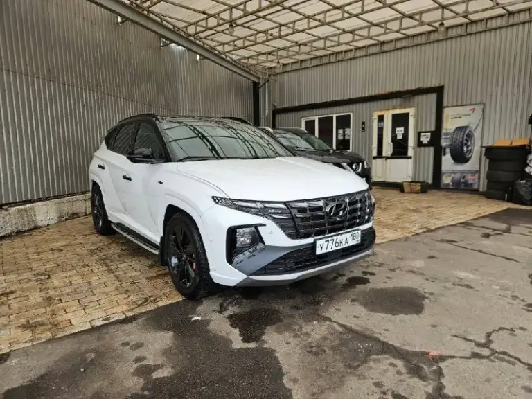 Автор: в продаже 🆘 hyundai tucson n-line цена 3 699 000₽ ✅год выпуска 09/2021 ⚙️двигатель 1.6 гидрид ⚙️коробка автомат 🛞привод передний пригнан из кореи ! Продажа от собственника 🤝 переоформление без проблем 🫡 🚀1,6 т / 230 л с ✅пробег 36 500 км полностью обслужена ! В родном окрасе, в идеальном состоянии !!! 👌эксклюзивная комплектация n-linе, спортивный обвес, диски r-19, салон алькантара, панорамная крыша, датчики слепых зон, камера 360, адаптивный круиз контроль, музыкальная акустика bose🎧обдувы и подогревы всех сидений и многое что др. Два комплекта резины, мишлен и хенкук! Г донецк джамил +79493792969.. !!!наш телеграм канал [ бесплатное размещение за репост!!! Правила сообщества [ мы в мах [ [
📞 Звоните: +7(949)3792969 - фотография - 2