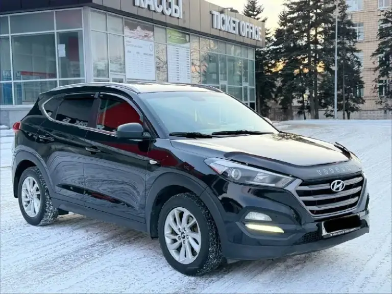 Hyundai tucson
2018Г бензин 2.0 автомат
Автомобиль весь в заводском окрасе!
Один собственник из самого автосалона!
Очень комфортный автомобиль!
Есть все для комфортного вождения!
Подогрев сидений передних и задних,
Подогрев руля,
Камера заднего вида,
Монитор андроид,
Парктроник,
Мульти руль,
Круиз-контроль,
Климат-контроль,
Авто свет,
Датчик дождя,
И многое другое….
Есть диагностическая карта в мрэо переоформление помогу!!!
Юридически автомобиль чист!!!
Цена 1,860₽срочно
Все вопросы по тел+79494681080
📞 Звоните: +7(949)4681080 - фотография - 1