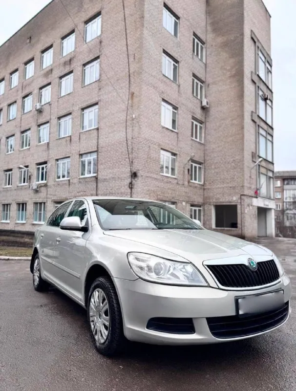 ✅В продаже skoda octavia a5 1.6 автомат aisin
Пробег 186.000км
Эксплуатация в одной семье!
Модельный год:
2012( И эксплуатация с февраля 2012)
Дата производства:
09.12.2011
Без дтп
Без выплат
Без юридических лиц
Без юридических рисков
Не такси
Абсолютно без каких либо повреждений!
Без рыжиков и гнили!
Все стёкла родные!
Вложений не требует абсолютно никаких!
На самом надёжном и настоящим автомате не дсг!!!!!
В красивом цвете( не белая )
✅Очень хорошая комплектация с кондиционером, и всем необходимым, авто запуск с двух ключей, в авто 3 заводских ключа, хорошая мультимедиа на стекле заднего вида! Вся электрика работает отлично!
Предпоследняя комплектация! (на таком моторе)
📋Полный пакет кристально чистых документов!
🧑‍🧑‍🧒‍🧒Авто семейное очень вместительное и мягенькая, очень комфортный автомобиль
🎁Цена 875.000( разумный торг)
Также расматрю обмен
По всем вопросам обращайтесь
☎️
+7 (949) 449-59-51
+7 (949) 563-98-77
📞 Звоните: +7(949)4495951 - фотография - 3