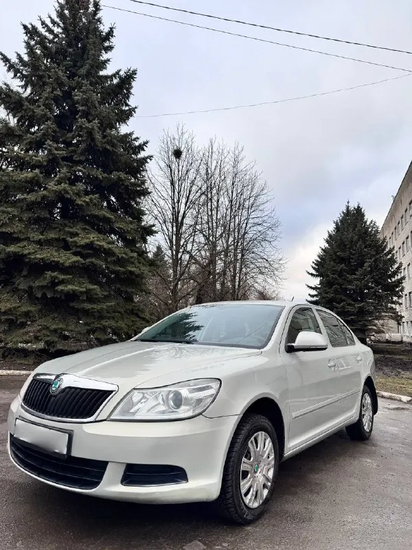 ✅В продаже skoda octavia a5 1.6 автомат aisin
Пробег 186.000км
Эксплуатация в одной семье!
Модельный год:
2012( И эксплуатация с февраля 2012)
Дата производства:
09.12.2011
Без дтп
Без выплат
Без юридических лиц
Без юридических рисков
Не такси
Абсолютно без каких либо повреждений!
Без рыжиков и гнили!
Все стёкла родные!
Вложений не требует абсолютно никаких!
На самом надёжном и настоящим автомате не дсг!!!!!
В красивом цвете( не белая )
✅Очень хорошая комплектация с кондиционером, и всем необходимым, авто запуск с двух ключей, в авто 3 заводских ключа, хорошая мультимедиа на стекле заднего вида! Вся электрика работает отлично!
Предпоследняя комплектация! (на таком моторе)
📋Полный пакет кристально чистых документов!
🧑‍🧑‍🧒‍🧒Авто семейное очень вместительное и мягенькая, очень комфортный автомобиль
🎁Цена 875.000( разумный торг)
Также расматрю обмен
По всем вопросам обращайтесь
☎️
+7 (949) 449-59-51
+7 (949) 563-98-77
📞 Звоните: +7(949)4495951 - фотография - 4