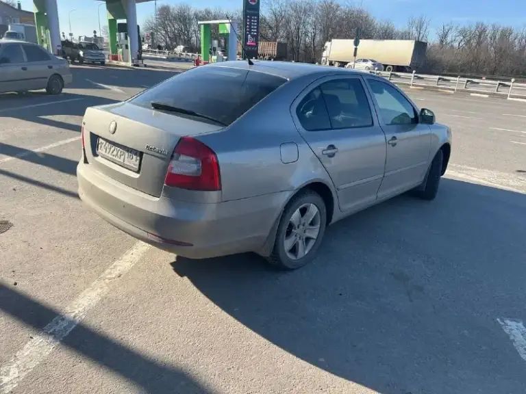 Skoda octavia 1.4 amt, 2011.
Автомобиль в отличном состоянии, двигатель работает отлично, коробка листает без нареканий, была замена цепи. По подвеске без постороних шумов. Кузов тоже выглядит отлично. Два комплектa ключей, пaрктрoники. Комплектация очень хорошая. Ошибок ваобще нет.
Кузов проктически в родном окрасе. Стекла в круг родные.
Цена 780.000 руб.
+79493082623
📲 Tg: брюс брюс
📞 Звоните: +7(949)3082623 - фотография - 2