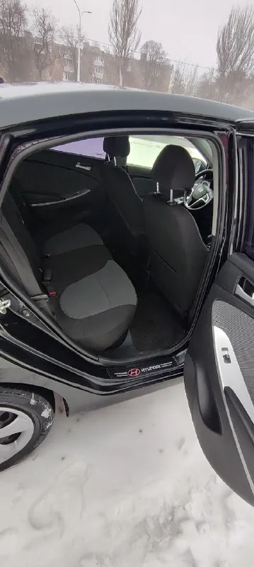 Hyundai solaris 2013г 1,6 механика 186т км авто в отличном состоянии. 4 стеклоподъёмника, электро зеркала, обогрев зеркал, сидений и лобового стекла. Технически состояние хорошее без нюансов. Полностью обслужен, сцепления новое, новый грм, свежий акб, кондиционер. Прозрачная история, зелёная автотека, в заводском окрасе без дтп, сигнализация, магнитола, камера заднего вида. Автомобиль полностью обслужен. Сел и поехал. Я хозяин переоформление в любом виде. 800000 руб торг. +79493409187
📞 Звоните: +7(949)3409187 - фотография - 6