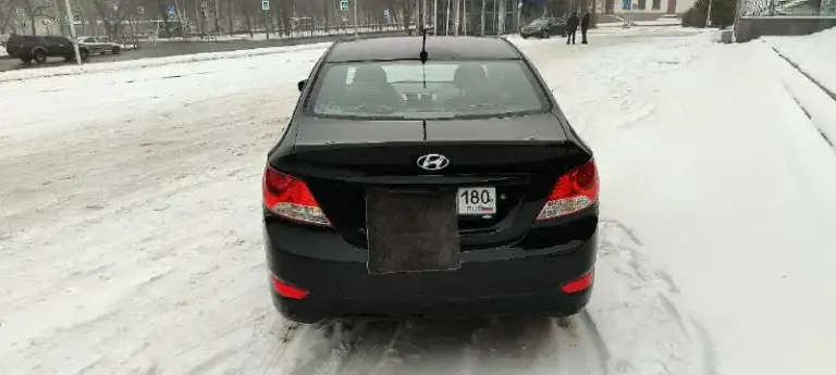 Hyundai solaris 2013г 1,6 механика 186т км авто в отличном состоянии. 4 стеклоподъёмника, электро зеркала, обогрев зеркал, сидений и лобового стекла. Технически состояние хорошее без нюансов. Полностью обслужен, сцепления новое, новый грм, свежий акб, кондиционер. Прозрачная история, зелёная автотека, в заводском окрасе без дтп, сигнализация, магнитола, камера заднего вида. Автомобиль полностью обслужен. Сел и поехал. Я хозяин переоформление в любом виде. 800000 руб торг. +79493409187
📞 Звоните: +7(949)3409187 - фотография - 8