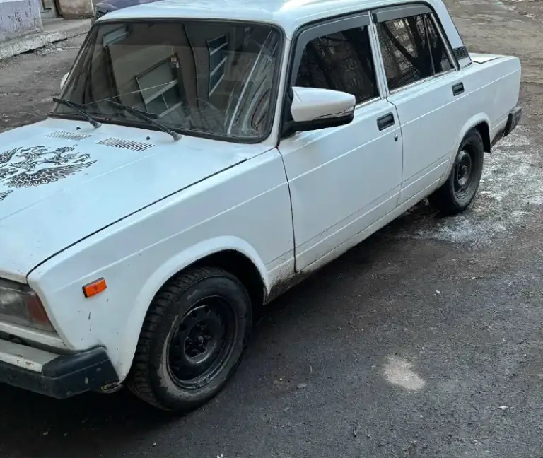 Продам ваз 2107
Год выпуска 2006
Инжектор на 5+
Коробка 5 ступка на 5+
Ходовка на 5
По электрике все работает
Стоит хороший свет
Стоит музыка 🎵 уселитель на колонки.
По авто много чего с делано
По документам стс птс договор авто на учете
Авто находится в макеевке
Цена 155 торг
+7 949 077 0273 Связь миранда также телеграмм
, , ,

📞 Звоните: +7(949)0770273 - фотография - 3