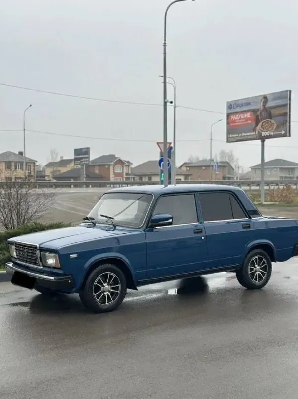 В продаже ваз 2107 карбюратор!
Птс оригинал,2 владельца
Автомобиль на полном ходу, без вложений!
Документы в порядке!
Салон приличный, автотека зеленая!
По кузову выглядит достойно, гнили ржавчины нет!
Дно в идеале, стаканы лонжероны целые!
Все вопросы по телефону!
Цена 250т. Р
Связь +79498549430 +79495946577
📞 Звоните: +7(949)8549430 - фотография - 1