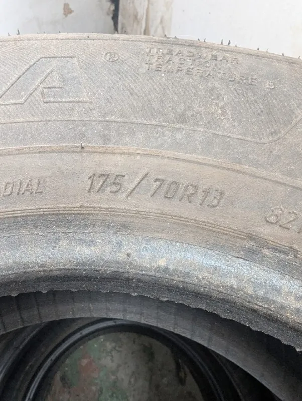 Продам:
Рычаг кпп с чехлом на 08,09,99. Цена - 600 р.
Резина летняя, kama 175/70 r13, 4 шт
Резина в хорошем состоянии, отъездила один сезон. Цена - по 2000р.
Электрические стеклоподъёмники в сборе с мотором на 09,99,14,15. В упаковке, новые. Цена - по 1500р.
Птф 2110-2115 новые. Цена - 1400р.
Макеевка, кв-л химик.
+79495752630
📞 Звоните: +7(949)5752630 - фотография - 9