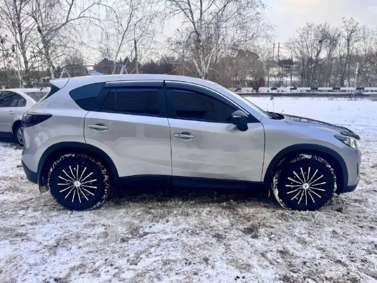 Mazda cx-5, 2013 г. , максимальная комплектация
Продаю надежный и ухоженный кроссовер.
🔹 Двигатель: 2.0 бензин
🔹 Пробег: 165 000 км
🔹 Комплектация: максимальная
Автомобиль не бит, не крашен, весь в родном окрасе. Кузов ровный, без повреждений и коррозии.
Техническое состояние отличное: двигатель работает тихо и ровно, коробка без рывков, подвеска без посторонних звуков. Все обслуживание проводилось своевременно.
Магнитола стоит дорогая, камера сабвуфер усилитель и 4 динамика
Салон чистый, ухоженный, не прокурен. Богатая комплектация: все функции работают исправно.
Документы в полном порядке, юридически чистый автомобиль.
Отличный вариант для города и трассы — комфортный, экономичный и надежный.
Разумный торг у капота. Осмотр по договоренности. Донецк
Возможен обмен
Возможно продажа в кредит
Цена 1 490 000
+79895435743 Телеграм ватсап
+79495095858
📲 Tg: николай н а
📞 Звоните: +7(949)5095858 - фотография - 6