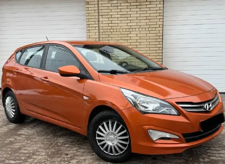 Продам hyundai solaris рестайлинг
2017 Года
Пробег 160.000 родной, готов на любые проверки !
1.6 Механика
Состояния нового автомобиля
Гаражная хранение
Без дтп
В родном окрасе
За машиной ухаживали, салон чистый не прокурен, каждые 6-7 тысяч проходила полное обслуживания
За состояния авто не стыдно

В комплектация есть все для удобства
4 Стеклоподъемника, кондиционер, подогрев сидений, подогрев стекол, парктроники, полный мульти руль, сигнализация
Цена 880 000 торг
+79496001893
+79490278604 - фотография - 1