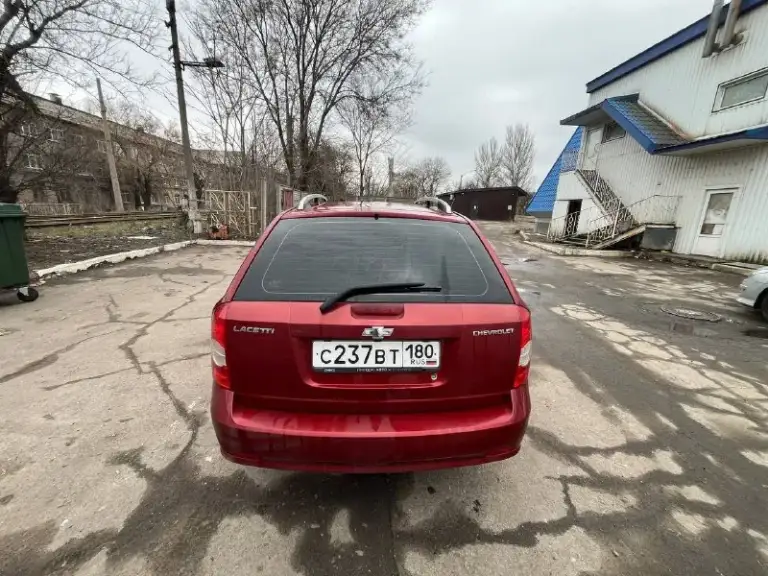 Собственник !!!
Продам лачетти 2007 года в кузове универсал.
Объем двигателя 1.6
Пробег 269000 км ( ничего никогда не крутили)
По факту 2 владелец
90% Машины в родном окрасе
Присутствуют царапинки и другие следы эксплуатации. Кондёр обслужен и работает. Печка дует, подогревы работают. Салон нормальный
Машина на ходу каждый день.
Перекупы не беспокойте, за 500 не продам. С продажей не спешу.
Цена 595000 торг будет реальному покупателю
Всем удачных продаж и покупок!
+79497956303
+79493903302
Г. Донецк - фотография - 6