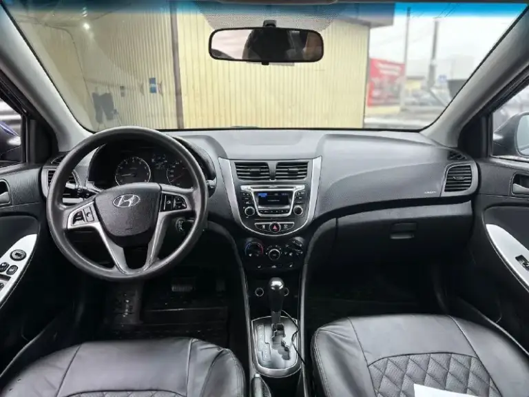 Продам hyundai solaris
Год выпуска-2016
Родной пробег-135.000км
Коробка-автомат (айсин)
Объем двигателя: 1.4
Цена 940.000₽
Возможен обмен или покупка в кредит.
Комплектация-active plus: кондиционер, подогрев передних сидений, 4 стеклоподъемника, обогрев переднего и заднего стекла, мульти руль и хорошая мульти медиа.
По состоянии кузова-мотора и коробка все прекрасно и работает так как должно работать!
Авто не требует вложений от слова совсем разве что замена масла через 2.000км
За все время эксплуатации не одного дтп!
Автотека зеленая!
Не такси!!!
На машине ездили аккуратно и с умом! По этому все авто выглядит опрятно как и по кузову так и по солону. Стоят 15 р колеса резина зимняя в хорошем состоянии, летняя резина в подарок)
Звоните по номеру телефона: +79497031926 - фотография - 7
