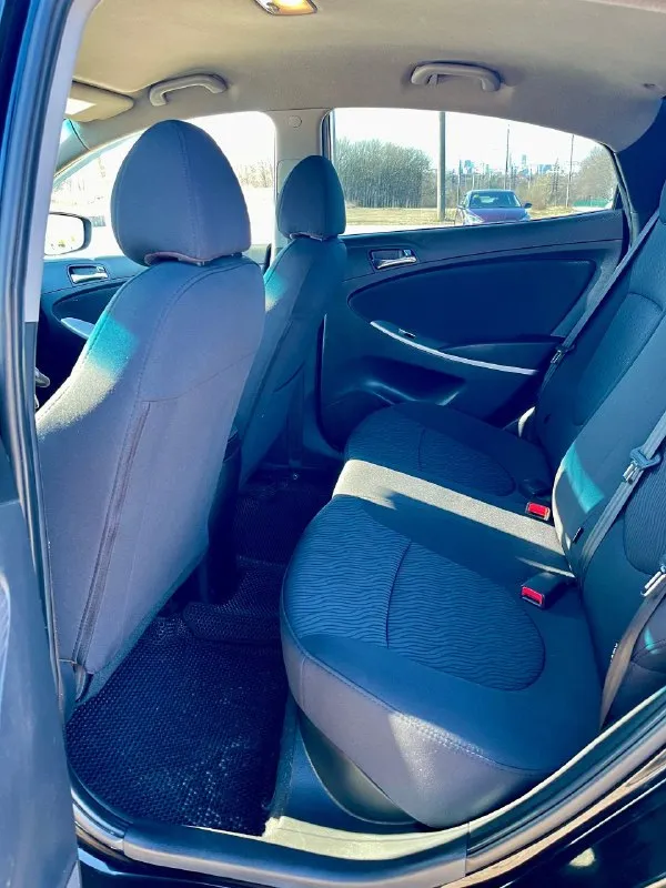 Продам hyundai accent газ евро- 4. Год выпуска 2012. Пробег 241 т. Км. Вложений не требуется. Расходники все заменены. Все работает. Мотор 1,6 в полном порядке. Не дымит, масло не ест. Работает ровно. Установлено газовое оборудование евро- 4. Вписано в птс. Итальянский газовый редуктор tomasetto, баллон под запаску. Коробка механика. Переключается плавно, без рывков, без пинков. Ходовая не стучит. То делались полностью по регламенту. Сайлентблоки, стойки, колодки, все резинки в исправном состоянии. Кондиционер работает морозит. Печка греет. Бортовой компьютер, хорошая музыка, aux, usb, центральный замок, электростеклоподьемники перед и зад. Электрорегулировка, подогрев зеркал. В фарах установлены би-лед линзы. В туманах леды. Свет, как днем. Кузов целый. Стёкла родные. Ржавчины нет. Зимняя резина 185/65 r-15. Домкрат балонник в комплекте. Авто местное. Два ключа. Цена 700 000 рублей. Без торга. Также отдам комплект летних колес на красивых титановых дисках с новой летней резиной +79494354835. Донецк - фотография - 8
