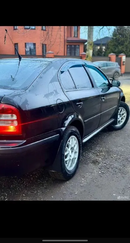 Марка автомобиля: skoda octavia tour
Год выпуска: 2004
Пробег: 390000 км
Объем двигателя: 1.6
Описание: продам skoda октавию тур почти в отличном состоянии (для своих лет очень хорошо сохранилась) год 2004 1.6
4 Эсп, подогрев сидений и зеркал
По кузову без жести, окрасы только косметика и устранение ваговских болячек. Колёса огонь, салон не затёрт, ходовка сбитая, мотор и коробка на ура. Руль перешит, кондёр заправлен, поменяны свечи и провода.
Торг на месте.
Цена: 495000
Номер телефона: +79496419331
Город: донецк
Продавец: игорь
Предложить пост | мы в вк | реклама
📞 Звоните: +7(949)6419331 - фотография - 7