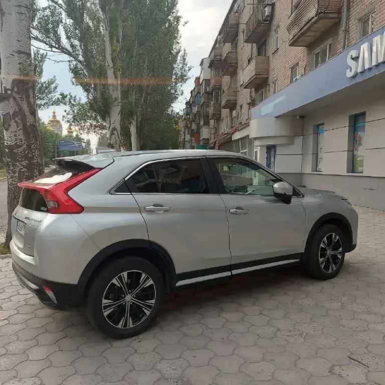 Mitsubishi eclipse cross 2019 года.
✅Японская сборка.
✅В рф одна владелица 2,5 года.
✅Полный привод. 1,5 турбо.
✅Комплектация sel. Кожаный салон, климат контроль, слепые зоны, камера 360, проекция на стекло и т. Д.
✅Пробег на сейчас 78 т. Км.
✅Цена 2 180 т. Руб.
Донецк. Т. +7949-424-81-66 - фотография - 2