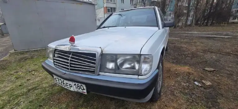 Продаю бодрого мерса. С гуром w 190 после капиталки пол года(работает отлично, тянет отлично) дно и пороги поварены (остались косяки по внешке, на фото видно) не критично, коробка также перебиралась. Резина уверенная зимняя на шипах. Красивые катки. По ходовой вопросов нет. Печка дует, магнитола играет. Свижий 75 акб дворник и омывайка работает, свет работает. Каких-то срочных вложений не требует. Ценник у мерса по цене десятки гнилой. Обмены не интересуют, разве что на деньги. По документам все ровно, дкп стс птс, залогов и ограничений нет.
Цена 180 торг хорошим людям присутствует.
+79493243525 Звоните или связь тг
📲 Tg: @zet01021
📞 Звоните: +7(949)3243525 - фотография - 3