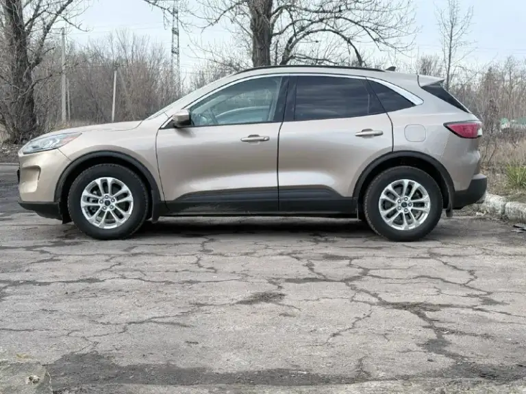 Автор: ford escape год 2020 1.5 181л. С привод полный пробег 69500 т. К комплектация хорошая. Адаптивный круиз. Датчики мертвых зон. Помощь при спуски. Предупреждение столкновение. Машина русифицирована все на русском языке. Навигатор все страницы снг. Андройд авто и apple carplay по блутусу никаких шнуров. Цена 2 🍋 торг есть у машины. +79493043232.. !!!наш телеграм канал [ бесплатное размещение за репост!!! Правила сообщества [ мы в мах [ [
📞 Звоните: +7(949)3043232 - фотография - 2