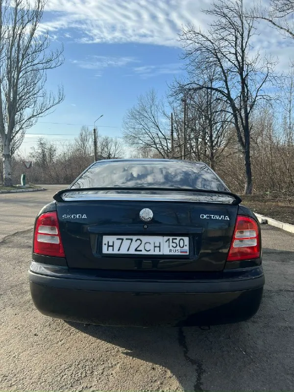 Skoda octavia tour 2008 год один владелец двигатель 1.6 bfq( 102 л. С. ) пробег 210.000 км автомобиль в хорошем состоянии. Кузов ровный, без гнили и ржавчины. Мотор работает идеально, едет бодро, масло не берет. Ходовая часть обслужена. Кпп без хрустов. Сцепление в порядке. Салон в отличном состоянии, не протертый, не прокуренный, водительская дверная ручка целая, черный потолок, козырьки и ручки черные. Хорошая комплектация: кондиционер, усилитель руля (гур), центральный замок, электрорегулируемые зеркала, обогрев зеркал, корректор фар, передние стеклоподъемники, регулировка рулевой колонки, регулировка сидений по высоте, омыватель фар, заводской черный салон, очень вместительный багажник. Юридически в полном порядке. Территориально город макеевка. Цена: 540 тыс. ₽, торг при осмотре. +79494549916
📞 Звоните: +7(949)4549916 - фотография - 5