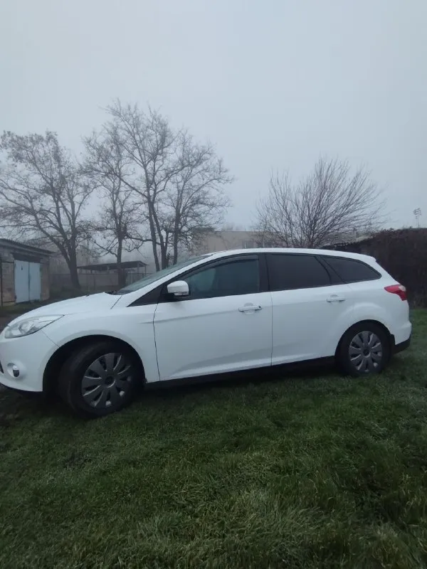Продам ford фокус 3. Объем 1.6 бензин. Год выпуска 2012. Пробег 220тыс. Цена 730тыс. Машина в хорошем состоянии сел и поехал расходники все заменены. По документам вопросов нет переоформление без проблем. Осмотр пгт. Володарское. +79497086409 или телеграмм. Если обмен то с вашей доплатой.
📲 Tg: александр
📞 Звоните: +7(949)7086409 - фотография - 6