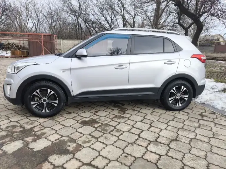 Продам hyundai грета 2017 года, не бита, не крашена! Любые проверки! Один хозяин, пробег 197 000, катализатор вырезан на пробеге 60 тысяч,2 литра автомат, полный привод, климат, полный электропакет, парктроник, кузов не гнилой и не ржавый, два комплекта резины на дисках
1 550 000 Торг
+7949 536 30 32
📲 Tg: @kristinkakartinka7
📞 Звоните: +7(949)5363032 - фотография - 3