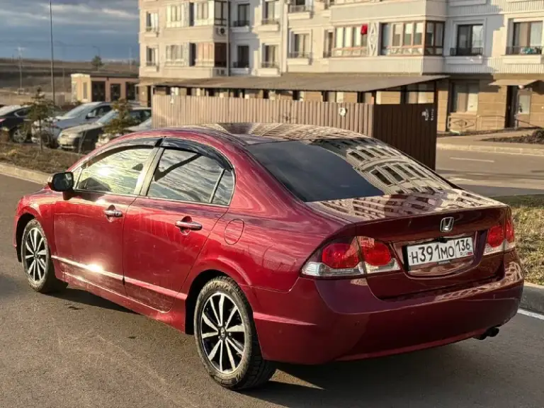 Honda civic 1.8 at executive

2009 Год
Автомат
Автомобиль в прекрасном состоянии!
Технически без замечаний
Кузов ровный красивый, не гнилой без рыжиков вмятин и царапин!
Мотор работает мягко масло не расходует
Коробка переключает мягко
Лепестки работают!
Установлена качественная магнитола, задняя камера
Климат рабочий
Подогревы сидений
Установлены хорошие led верх низ
Автомобиль обслужен !
Остальные вопросы по телефону:
Цена 780 000₽
+79496361868 - фотография - 4